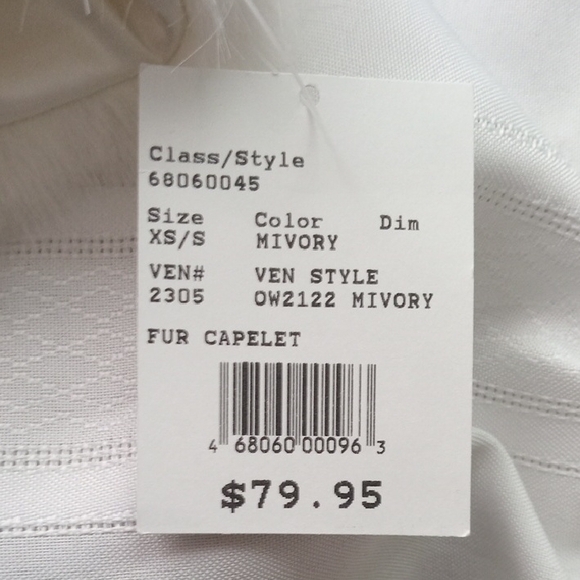 Brand New David's Bridal Faux Fur Wedding Caplet Shoulder Cape - Picture 4 of 5